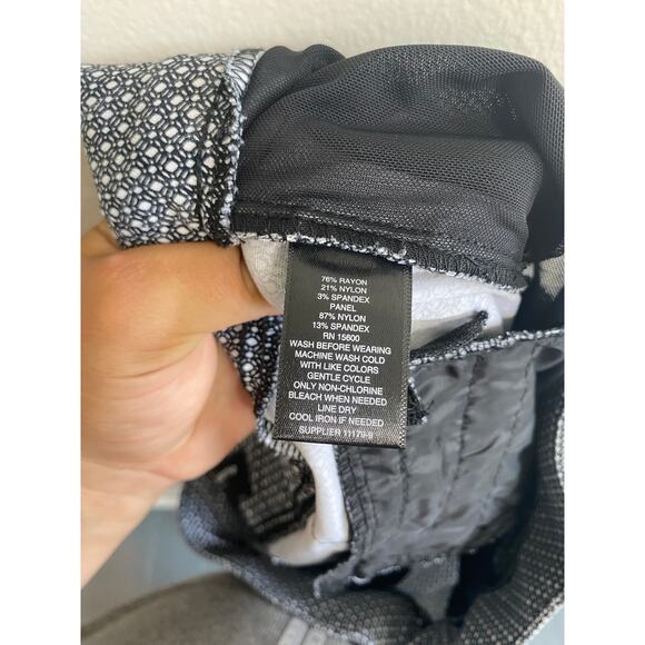 Liz Claiborne Career Classic Pants Size 12 - Perfect for Office & Teachers - Picture 8 of 10